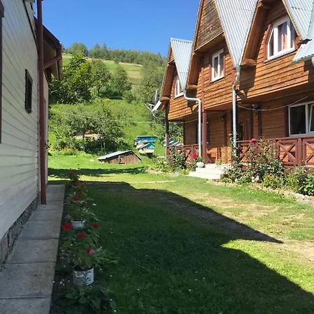 у олега-родинний двір Guest house Verkhne-Studenyy